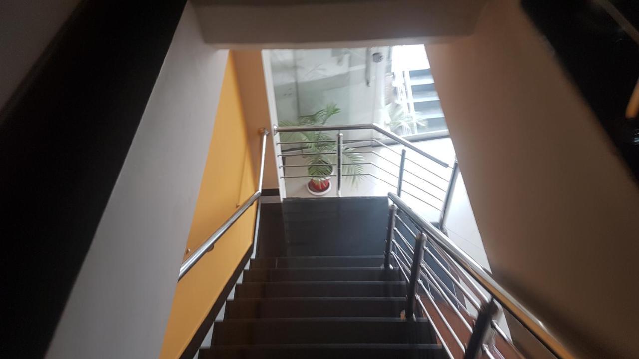 Midtown Hotel ラーワルピンディー エクステリア 写真